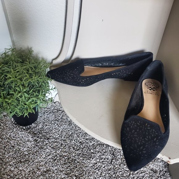 *HP* Vince Camuto Black Suede Cut-Out Flats - Picture 3 of 7